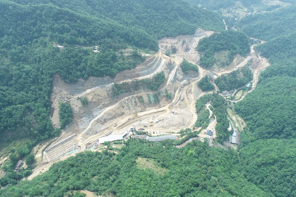 火力全開！下月路項目建設(shè)駛?cè)搿翱燔嚨馈?></a>
            </div>
            
            <div   id=